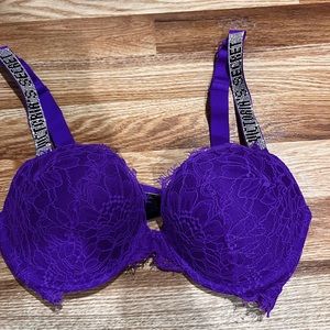 Victoria’s Secret push up bra